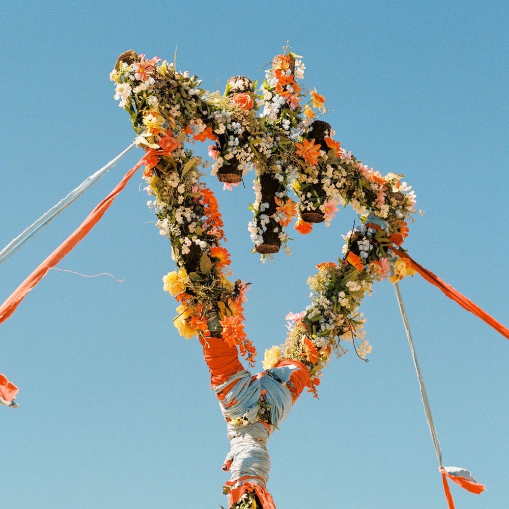 Devil Wears Prada, The - Flowers (2025) Cover